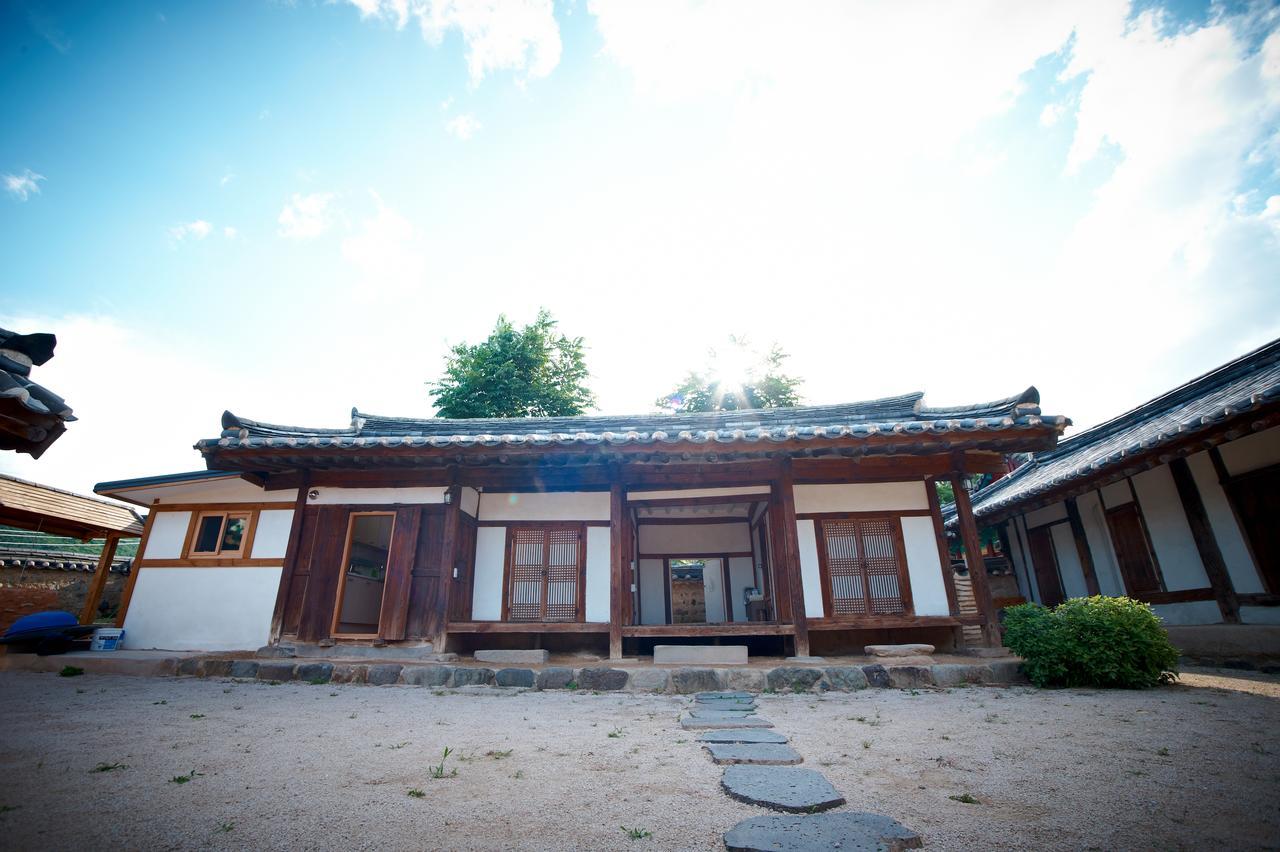 Seoakseowon Hotel Gyeongju Ngoại thất bức ảnh
