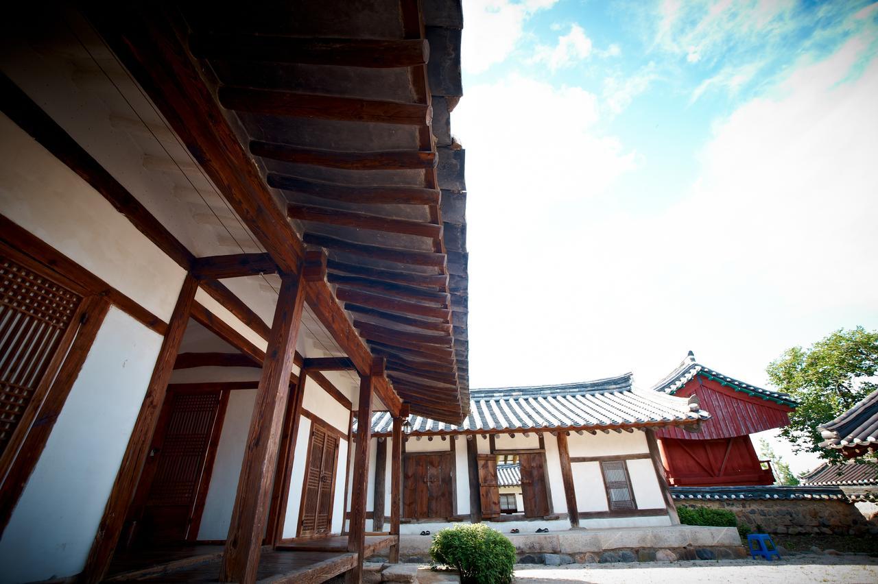 Seoakseowon Hotel Gyeongju Ngoại thất bức ảnh